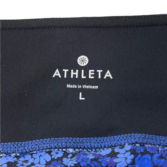 Athleta Floral Prints Blue Purple Crop Athleisure Leggings Ruched Sides size L - Picture 9 of 14